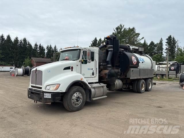 Kenworth T450 Pásová rýpadla