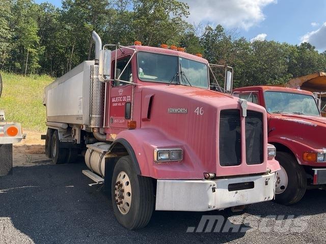 Kenworth T450B Cisternové vozy
