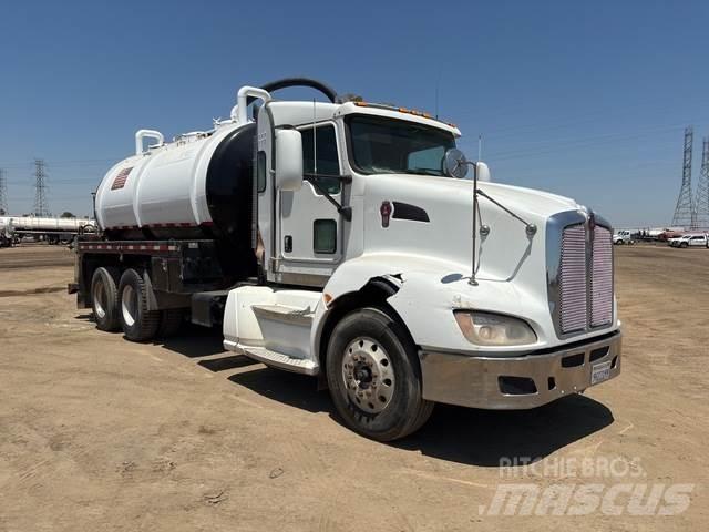 Kenworth T660 Kombinované/Čerpací cisterny