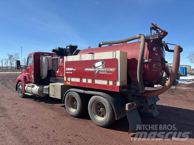 Kenworth T680 Pásová rýpadla