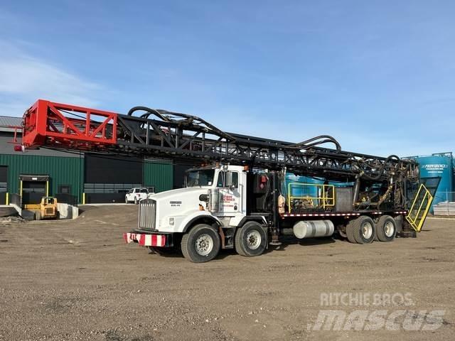 Kenworth T800 Mobilní vrtná souprava