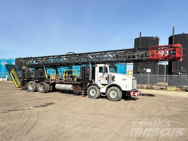 Kenworth T800 Mobilní vrtná souprava