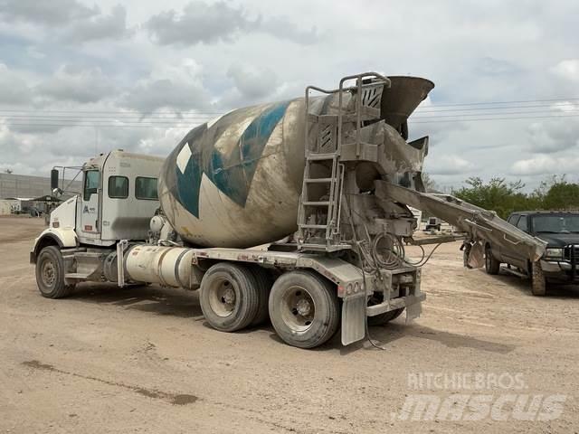 Kenworth T800 Další