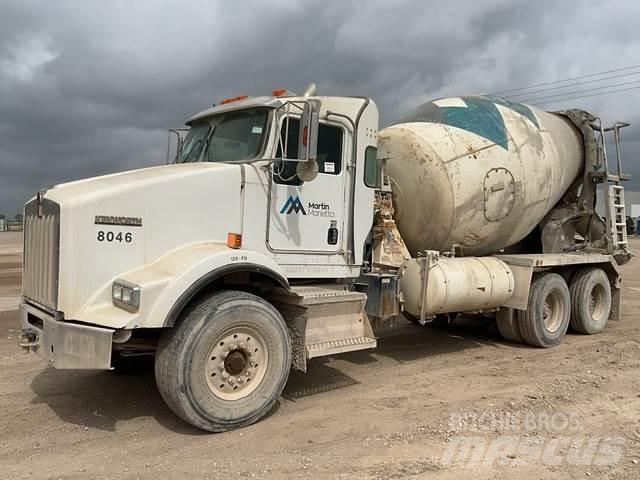 Kenworth T800 Další