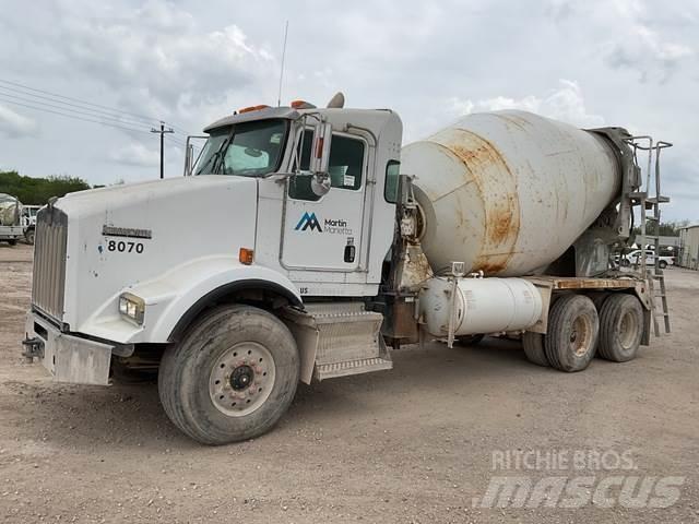 Kenworth T800 Další