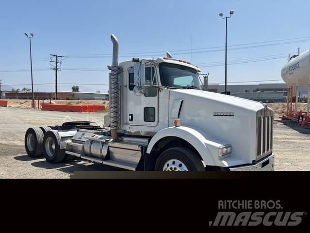 Kenworth T800 Tahače
