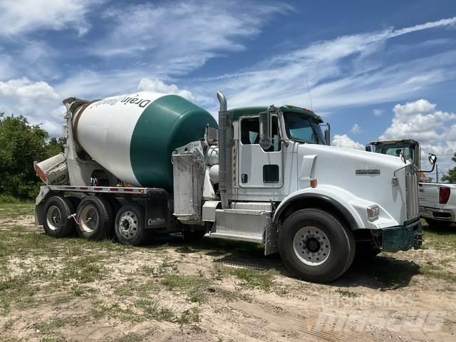 Kenworth T800 Další