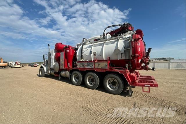Kenworth T800 Pásová rýpadla