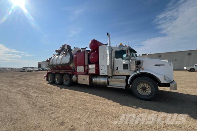 Kenworth T800 Pásová rýpadla