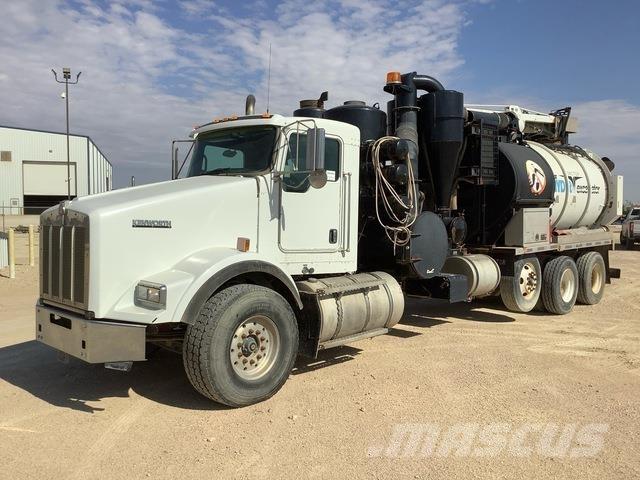 Kenworth T800 Pásová rýpadla