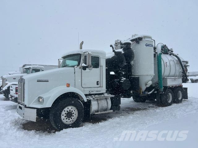 Kenworth T800 Pásová rýpadla