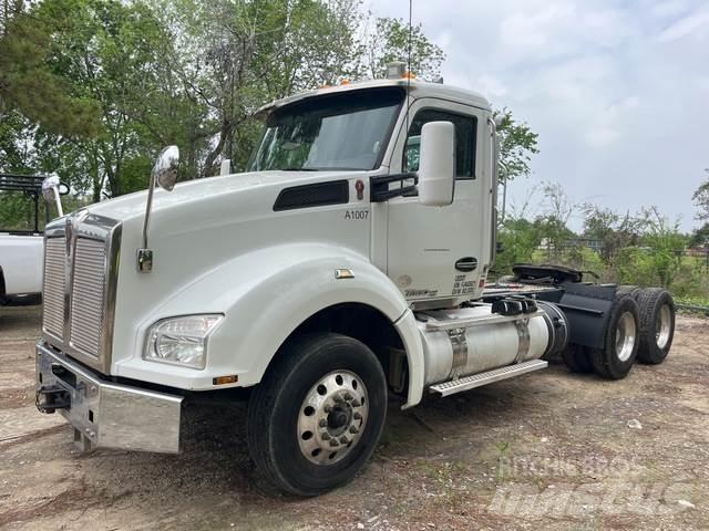 Kenworth T880 Tahače