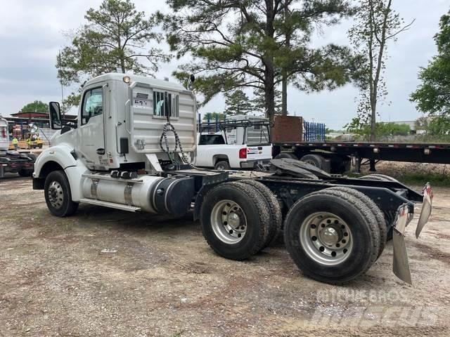 Kenworth T880 Tahače