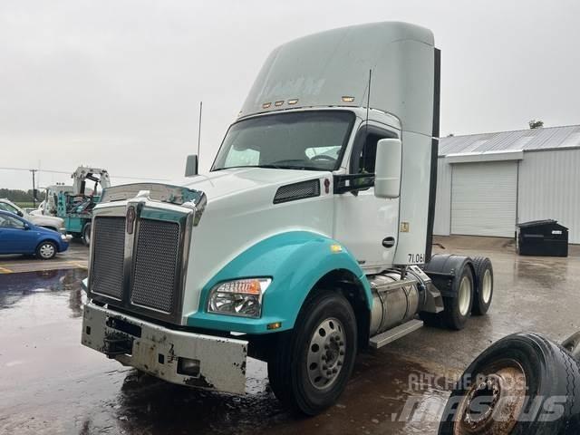 Kenworth T880 Tahače
