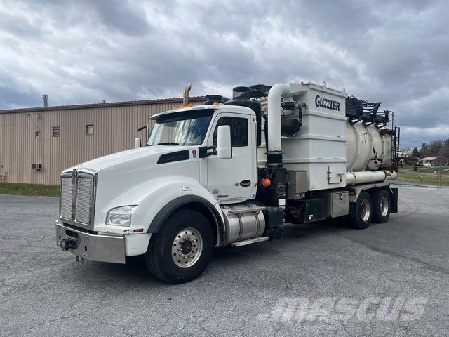 Kenworth T880 Pásová rýpadla