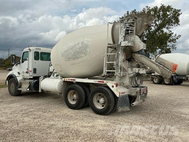 Kenworth T880 Další