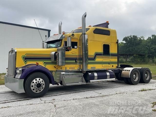 Kenworth W900 Tahače