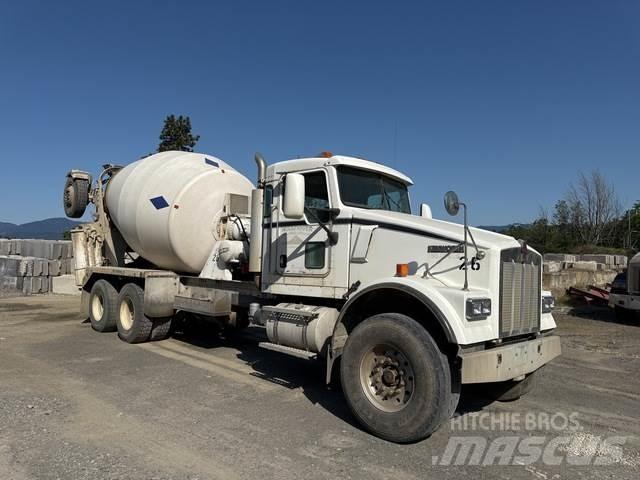 Kenworth W900 Další