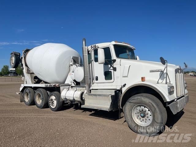 Kenworth W900 Další