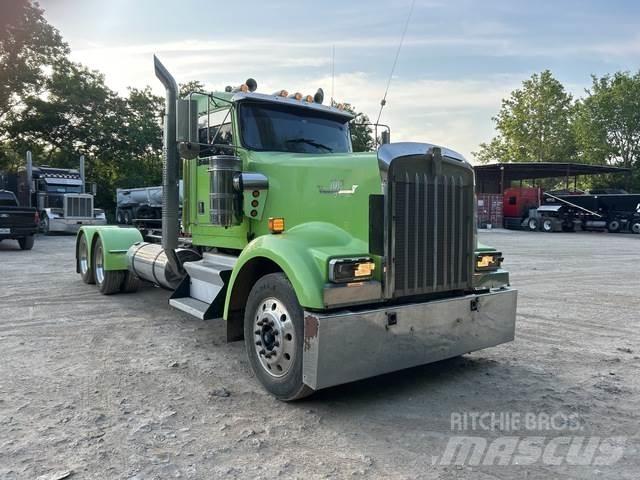Kenworth W900 Tahače