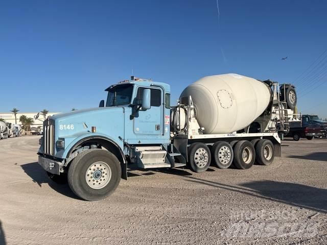 Kenworth W900 Další