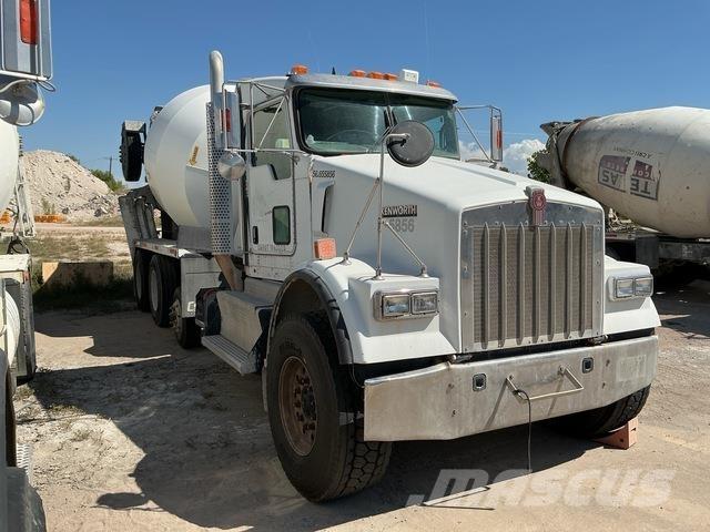 Kenworth W900 Další