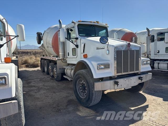 Kenworth W900 Další