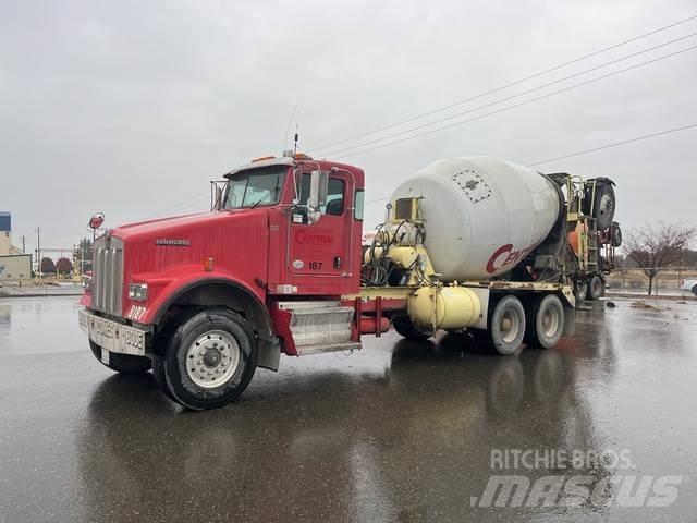 Kenworth W900B Další