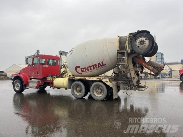 Kenworth W900B Další