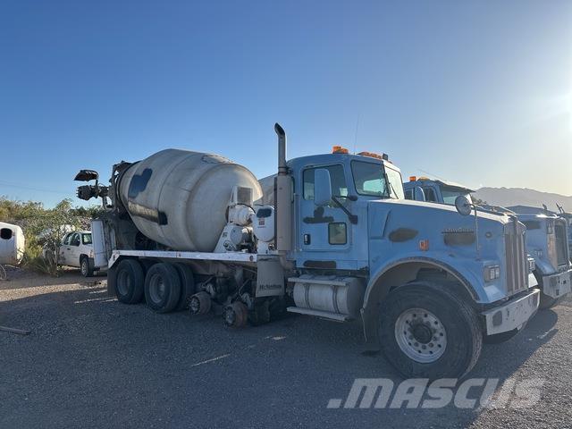 Kenworth W900B Další