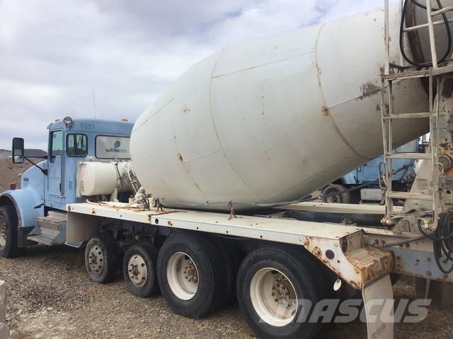 Kenworth W900B Další