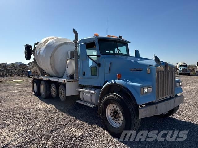 Kenworth W900B Další