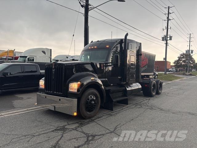 Kenworth W990 Tahače
