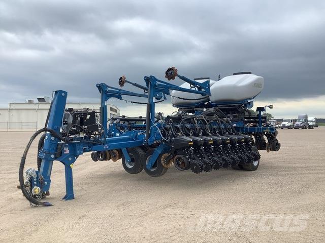 Kinze 5700 Sázecí stroje