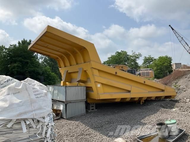 Komatsu  Skříňová nástavba