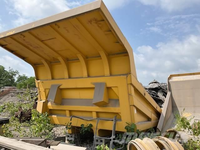 Komatsu  Skříňová nástavba