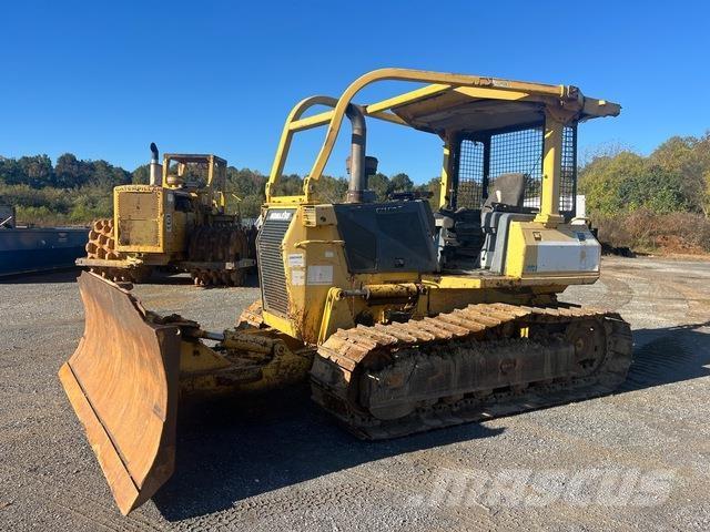 Komatsu  Pásové dozery