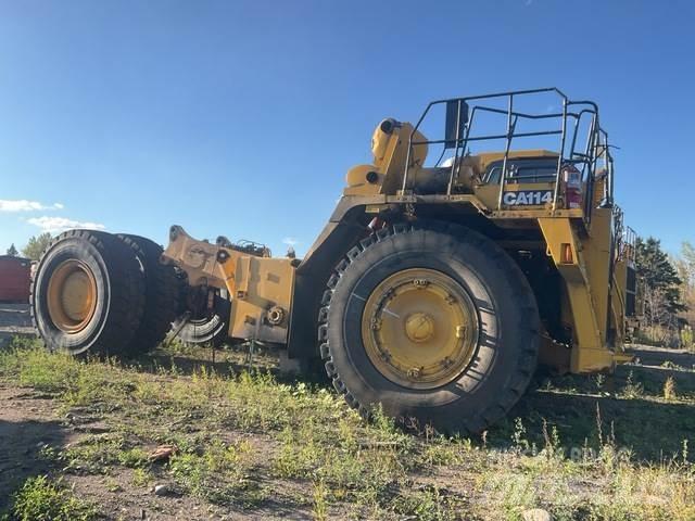 Komatsu 330M Kloubové dempry