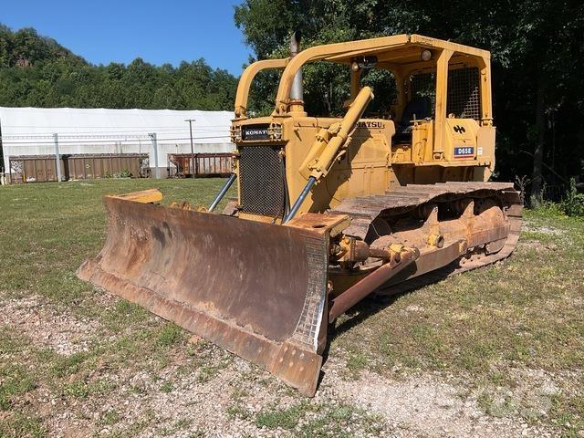 Komatsu D65E-6 Pásové dozery