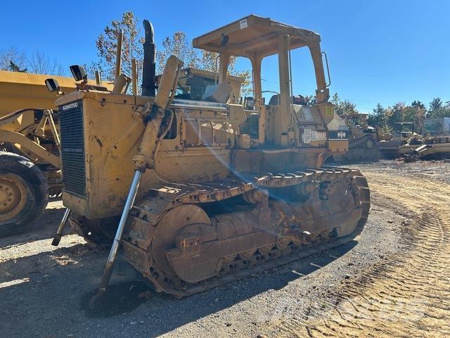 Komatsu D68E-1 Pásové dozery