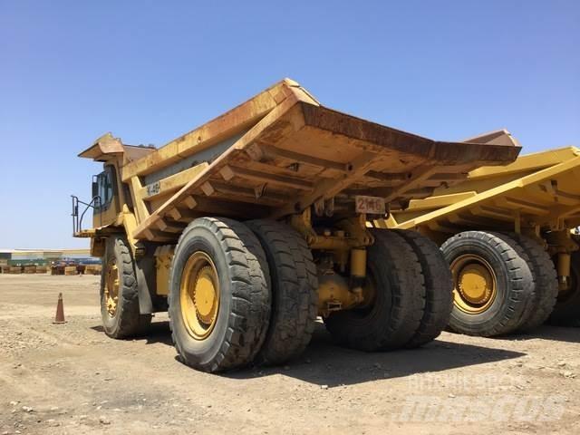 Komatsu HD785-3 Kloubové dempry