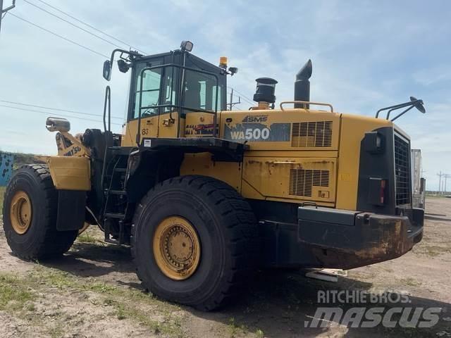 Komatsu WA500 Kolové nakladače