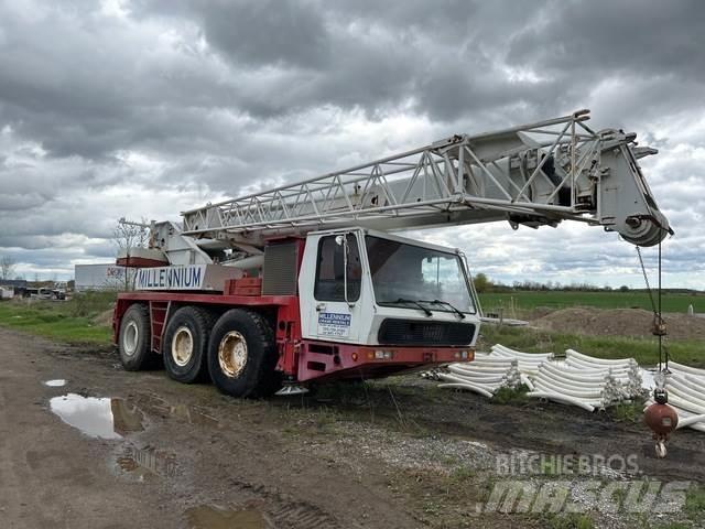 Krupp KMK3045 Univerzální terénní jeřáby