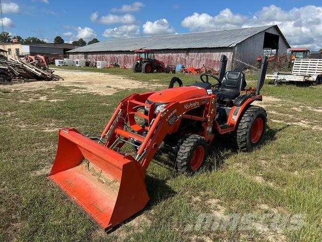 Kubota B2401DT Kompaktní traktory