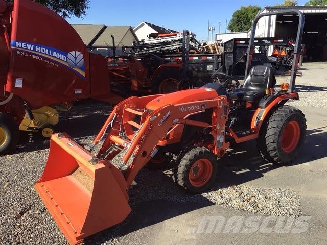 Kubota B2401DT Kompaktní traktory