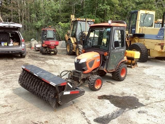 Kubota BX2380 Kompaktní traktory