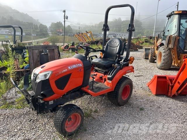Kubota BX2380 Kompaktní traktory