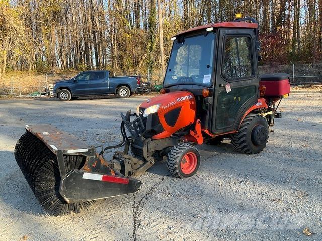 Kubota BX2380 Kompaktní traktory
