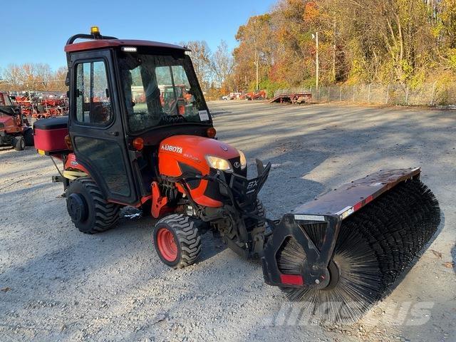 Kubota BX2380 Kompaktní traktory