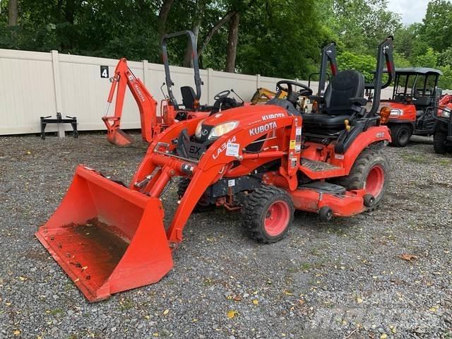 Kubota BX2380V Kompaktní traktory